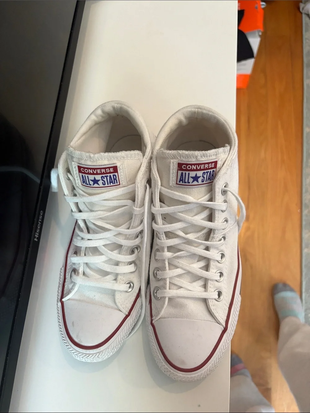 Converse classic low